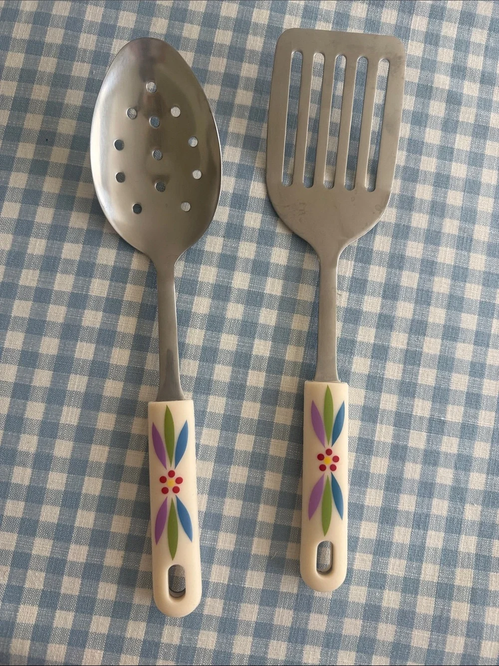 Temp-tations Silicone & Metal Slotted Dotted Serving Spoon & spatula- floral